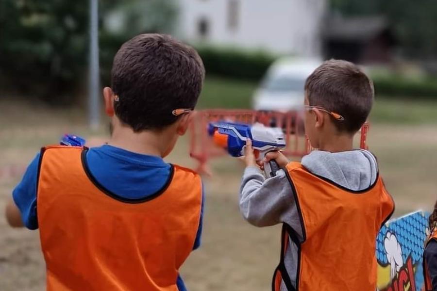 Bang party con le pistole Nerf