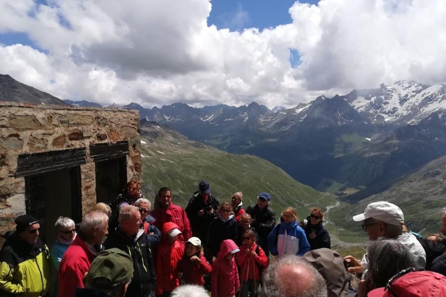 Rencontre du Col du Mont