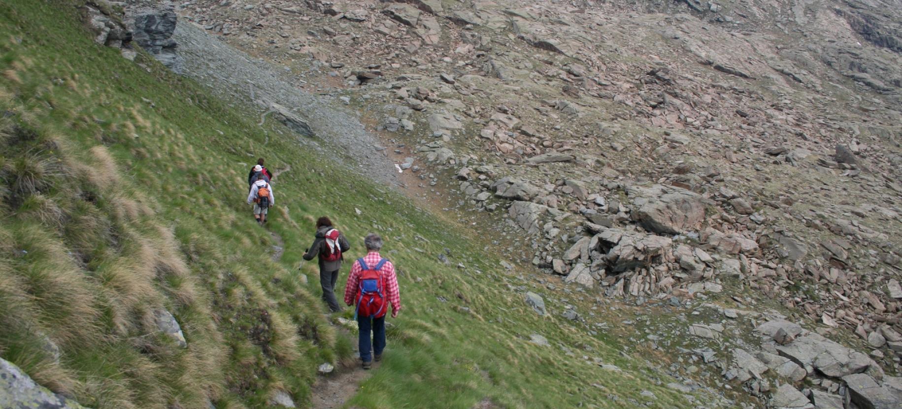 Un punto della discesa verso i Laghi di Resy.