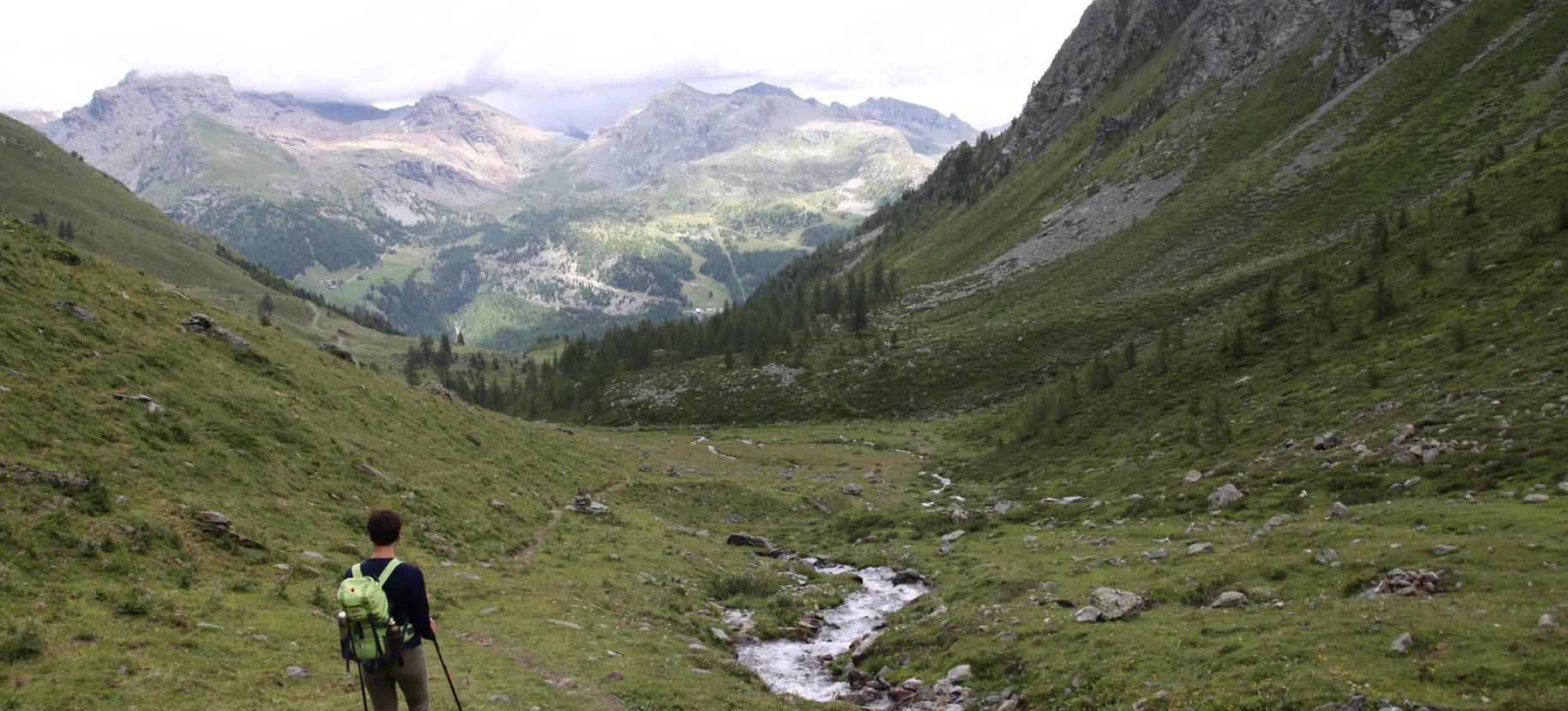 Discesa verso il Torrente di Nana.