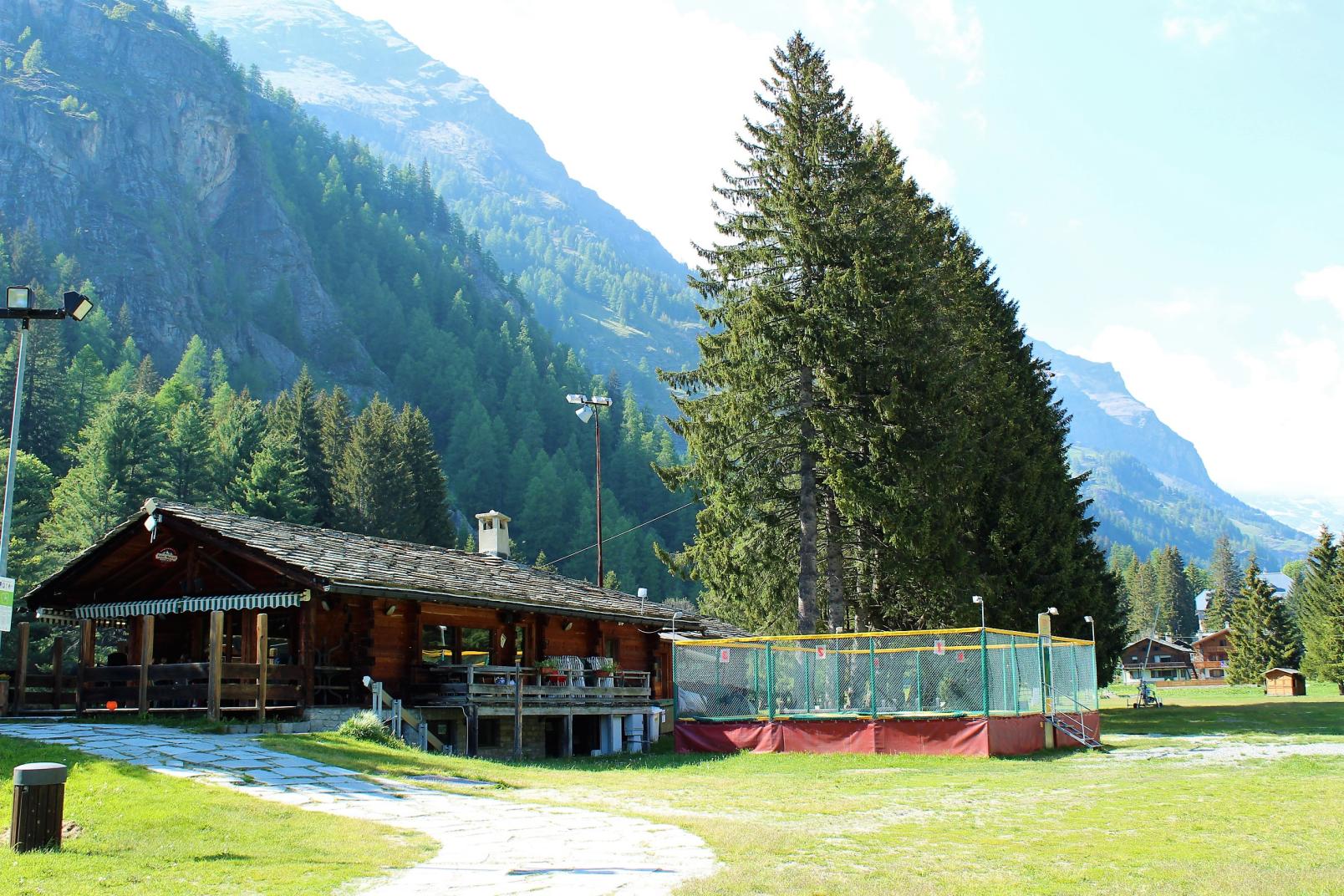 PLAY AREA GOVERLAND – LAKE GOVER