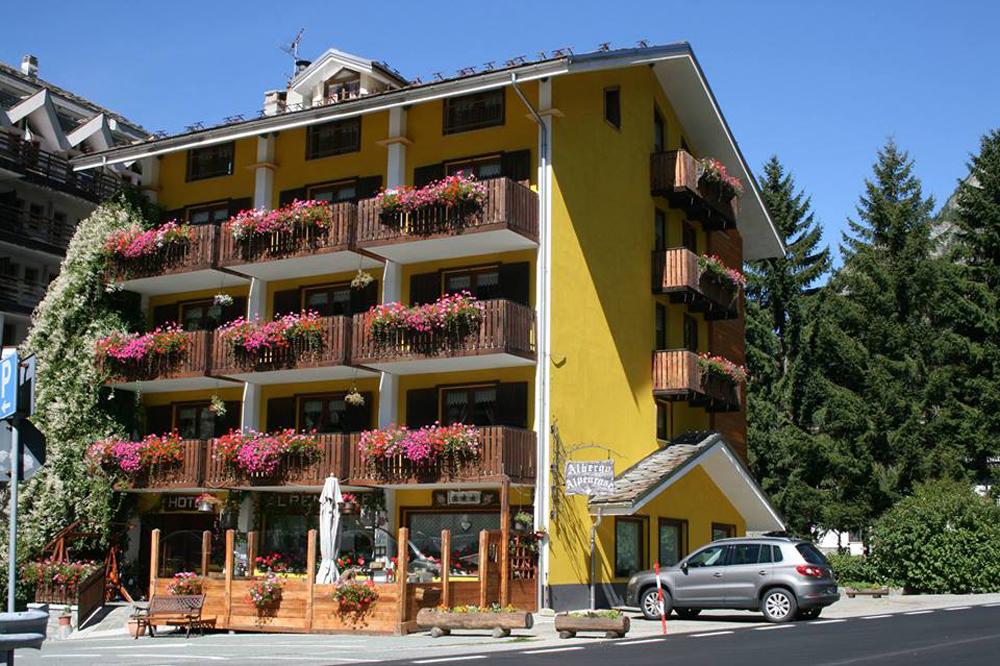 ALBERGO ALPENROSE