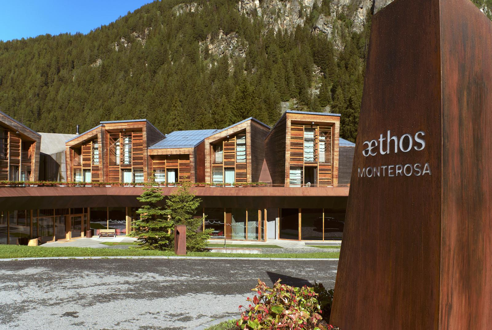 Aethos Monterosa summer