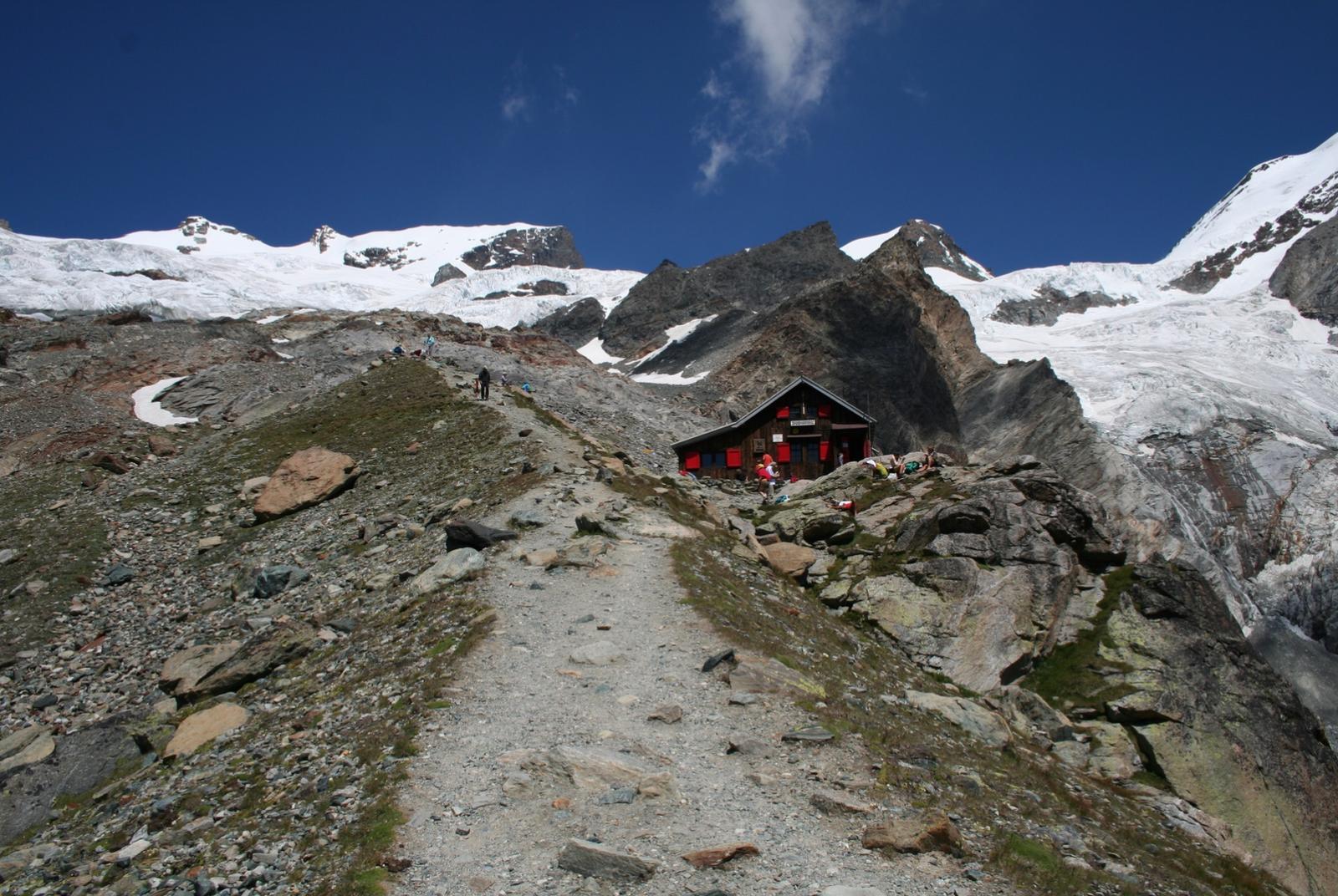 Arrivo al Rifugio Mezzalama 